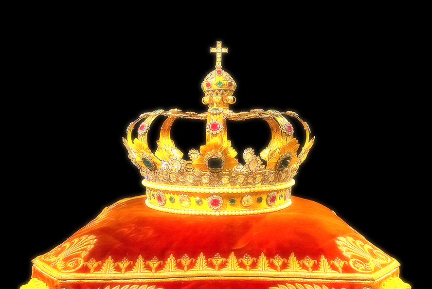 光り輝く王冠
